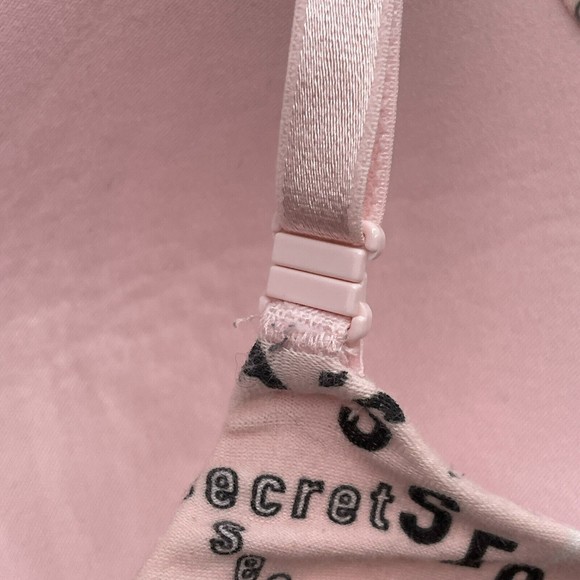 Victoria's Secret Bra Women’s Size 34C  T-shirt Lightly Lined Wireless Logo Pink - Picture 6 of 9